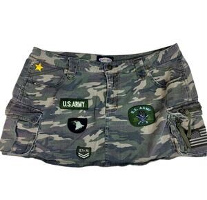ZOEY BETH STREETWEAR ARMY CARGO SKIRT XL